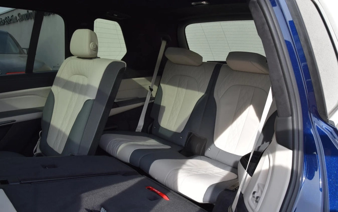 BMW X7 cena 552400 przebieg: 4000, rok produkcji 2023 z Konin małe 742